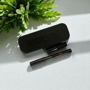 💎 NUDESTIX Magnetic Matte Eye Color | Chocolate